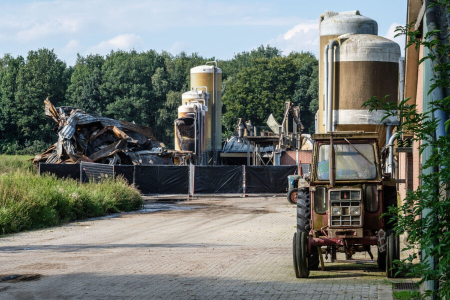 Brand varkensstal Agelo