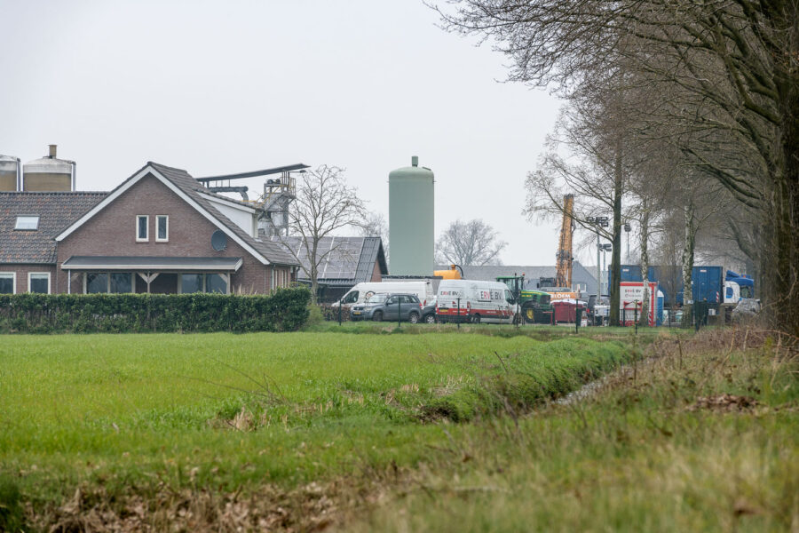 9000 varkens en biggen dood door brand