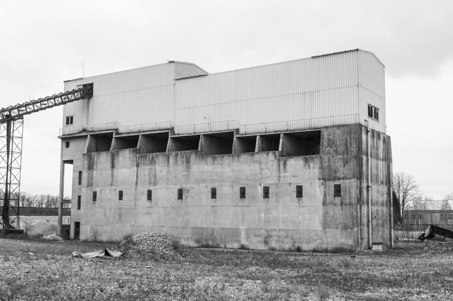 Inmiddels gesloopte gebouwen van NSI Holland te Wessem